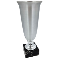 Vandrepokal 30 cm med marmorfod