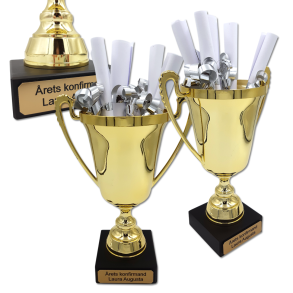 Guld Pokal til Festsange  Perfekt til Konfirmation og Fejring