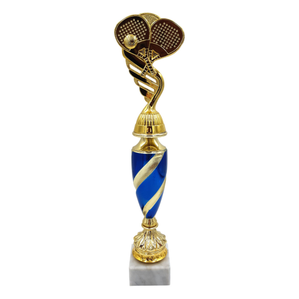 Padel trof med lys marmor sokkel