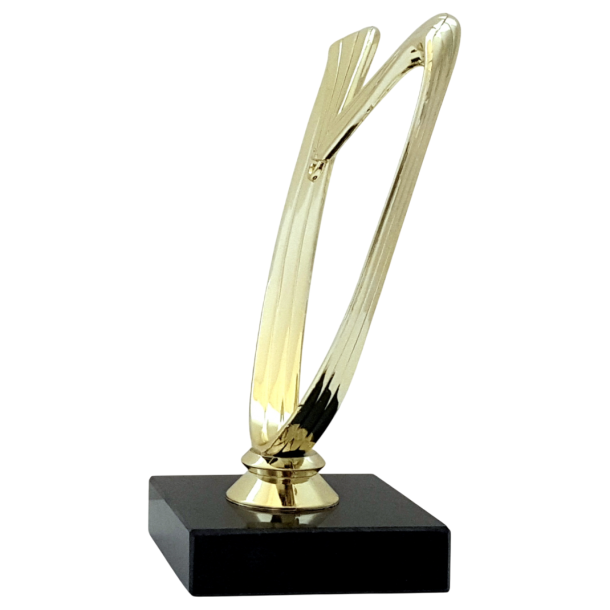 Ribbon Guld Hjerte Statuette  En Elegant Pris til Sport og Foreninger