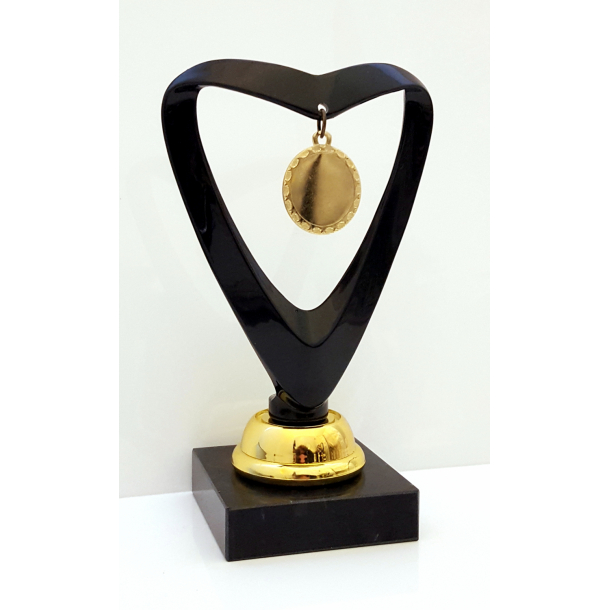 Elegant sort hjertepokal med medalje 18 cm hjde