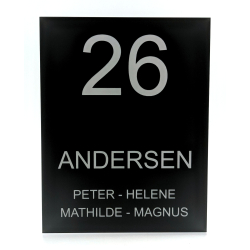 Hus og drskilt i flere variant- og tekstfarver - 140mm x 180mm