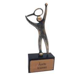 Tennis statuette, 20 cm, bronzelook med graveret trskilt