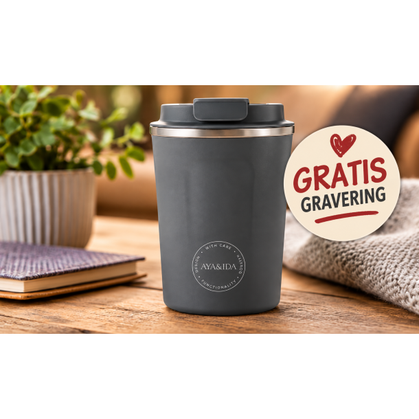AYA&IDA CUP2GO termokop 380 ml p� tr�bord i hyggeligt milj�