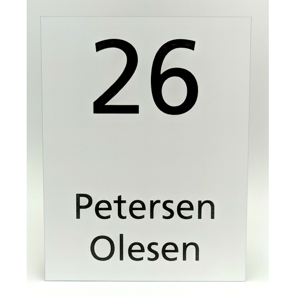 D�rskilt i akryl hvid med sort tekst