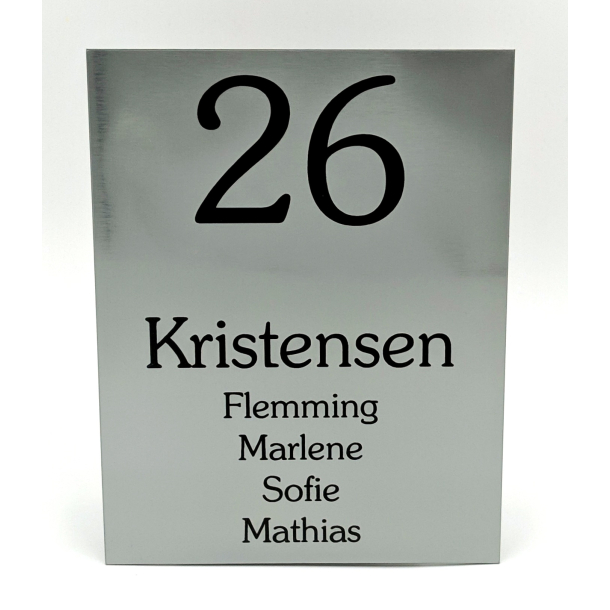 D�rskilt i akryl st�l look med sort tekst