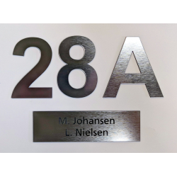 Postkasse-pakke - med 1 skilt og 3 numre - i 4 farver