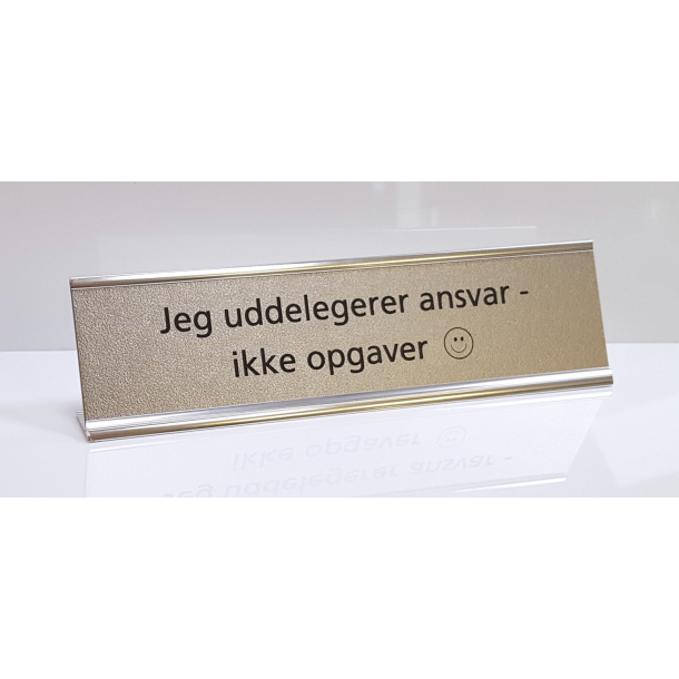 Lse navneindlg til bordskilt