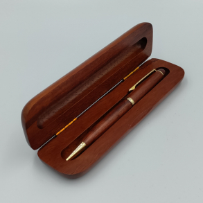 Kuglepen og ske i Rosentr