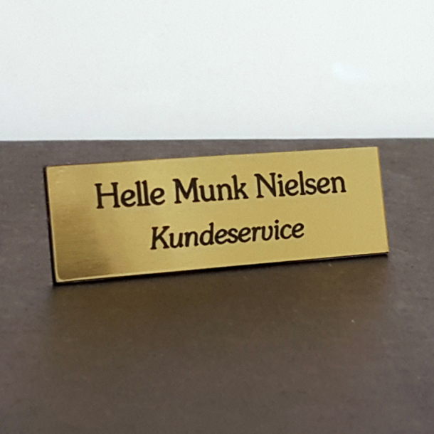 Navneskilt Messing look med sort