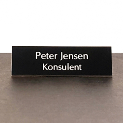 Navneskilt Sort med hvid 