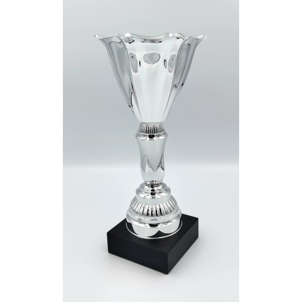 Slv pokal med tulipankant, 27.5 cm
